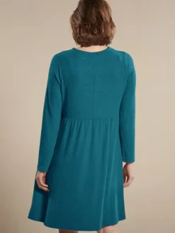 100% Merinowolle kbT Feinstrick Kleid von Kokon Zwo