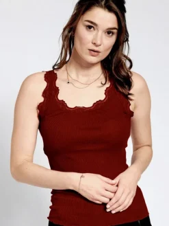 70% Seide 30% Bio-Baumwolle kbA TRÄGERTOP RIPP Basic Kokon Zwo