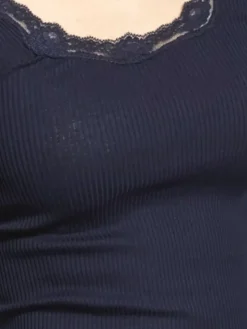 70% Seide 30% Bio-Baumwolle kbA TRÄGERTOP RIPP Basic Kokon Zwo