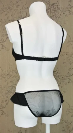 Bügel-BH mit Seide BEAU BRA schwarz C-Cup von Shell Belle Couture