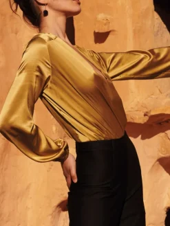 Blusenbody mit Seide BUSE 72 messing von Pain de Sucre