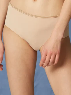 Brazilian Shorty NUAGE PUR extra flach uni von Maisonlejaby