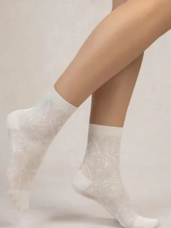 Damen Seidensocken Blumenmuster mit 72% Seide von Bleuforêt