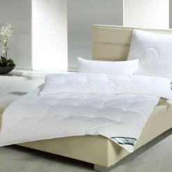 f.a.n. kuschelige Steppdecke FIRST CLASS mittelwarm mit Daunenfeeling