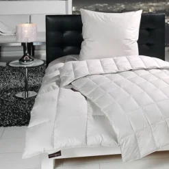 Ganzjahresdecke MOSCHUS ROYAL medium von Häussling Füllung 100% Daune