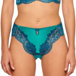 Hoher Slip mit Seide ADRIANA von Millesia