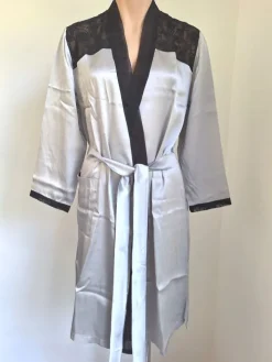 LAST PIECE Morgenmantel VANCOUVER Gattina Dessous Seide mit Spitze Größe 36