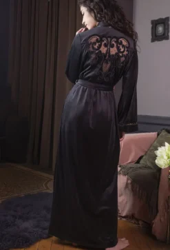 LAST PIECE Samt Morgenmantel NOOR schwarz geblümt mit Seide von Marjolaine Größe DE40