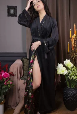 LAST PIECE Samt Morgenmantel NOOR schwarz geblümt mit Seide von Marjolaine Größe DE40