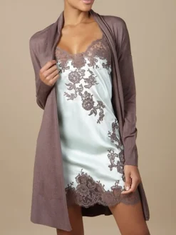 LAST PIECE Seidenneglige GEMMA No. 3 von Marjolaine violett Größe DE 34