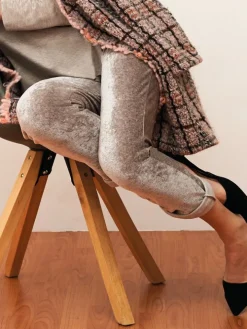 Lounge-Hose MODAL SAMT von Chiara Fiorini