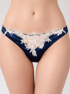 Luxus String DEBBY von Exilia dunkelblau-creme mit Seide