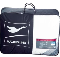 Medium Daunendecke KÖNIGSTRAUM GANZJAHR von Häussling