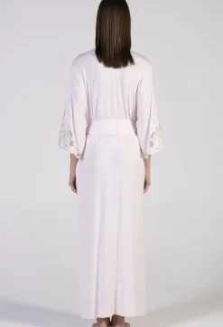 Modal Morgenmantel lang mit Spitze von Verdiani