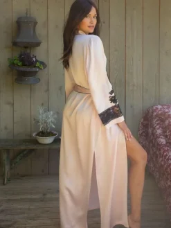 Morgenmantel lang MARJOLIE No. 6 von Marjolaine