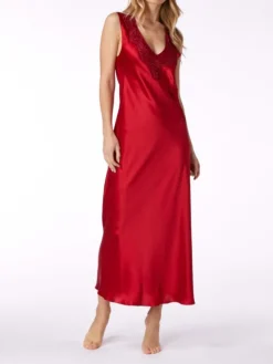 Seide Nachthemd PIA rot mit Spitze von Vivis