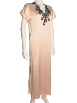 Seide Nachtkleid FLAVIA lang mit Caudry Spitze von Marjolaine