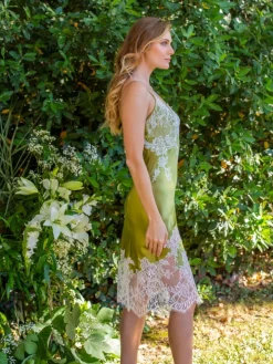 Seide Nachtkleid NYMPHE No. 5 halblang Marjolaine
