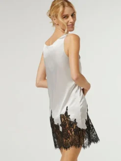 Seide Neglige LOTTIE silber mit schwarz von Vivis