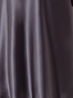 Seide Neglige SETA No.1 von Chiara Fiorini