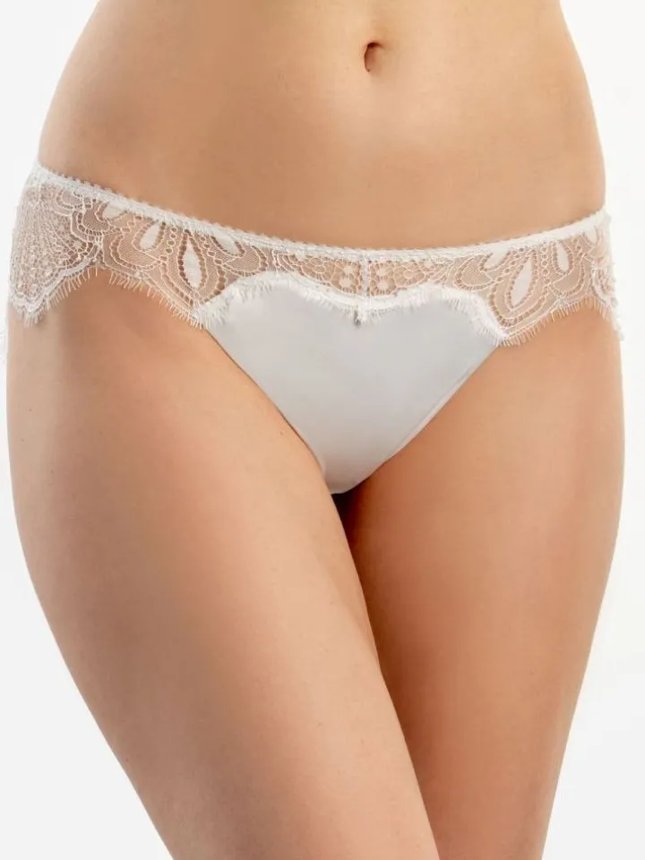 Spitze Slip von Prelude Milano