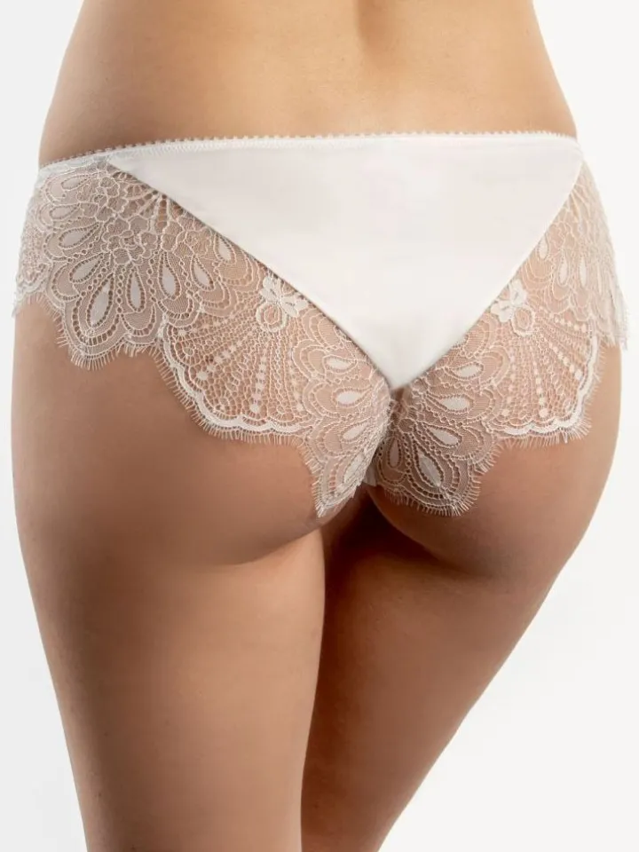 Spitze Slip von Prelude Milano