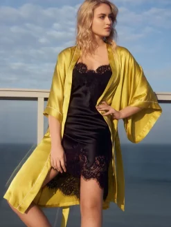 Stretchseide Kimono Mailin Satin von Gattina