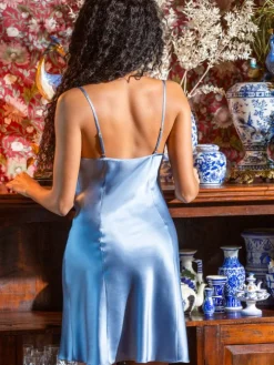 Stretchseide Nachthemd OXANA von Marjolaine