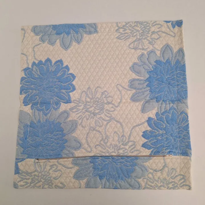 Tagesdecke oder Kissenbezug Blütentraum von Webschatz