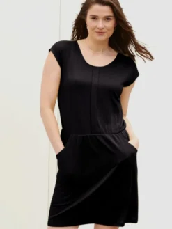 Tunikakleid mit Gürtel von Kokon Zwo mit Seide und Leinen