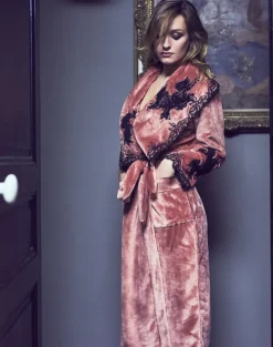 Warmer Hausmantel FREDA lang von Marjolaine