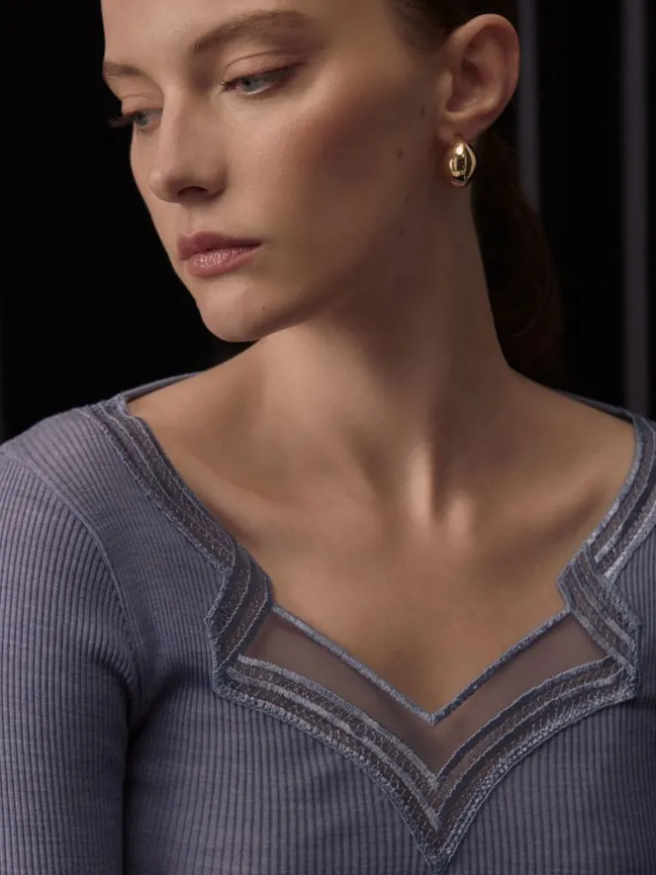 Wolle-Seide Langarm-Shirt jeansblau mit Spitze von Oscalito